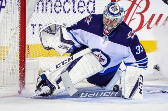 Jets goalie Steve Mason