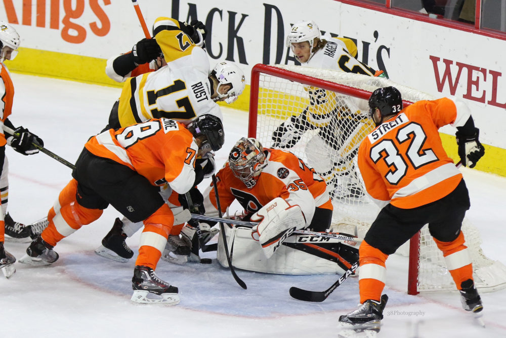 Flyers' Steve Mason practices; Game 2 status unclear