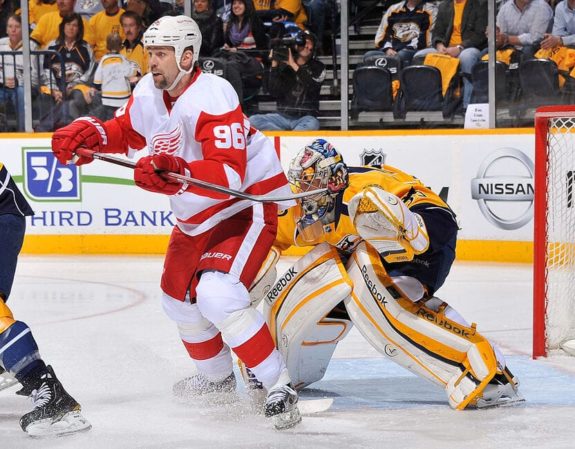 Tomas Holmstrom Agitator Detroit Red Wings Nashville Predators Pekka Rinne