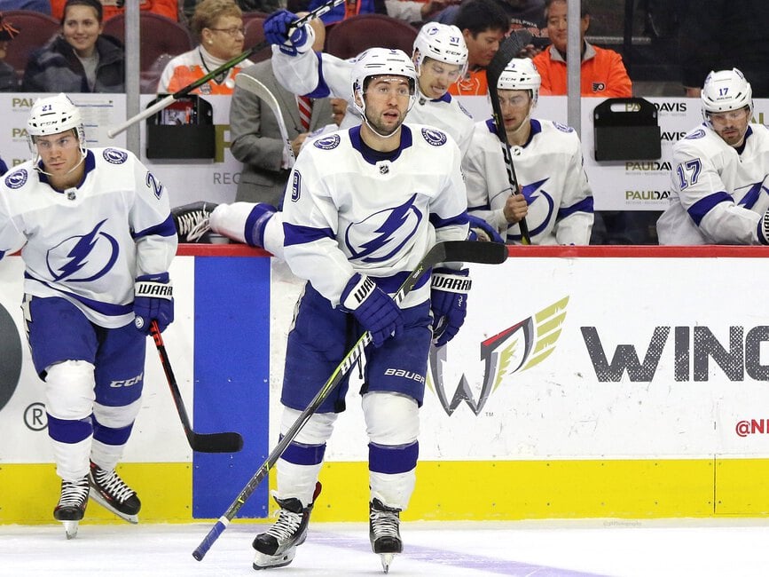 Tyler johnson lightning store jersey