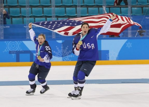 United States forward Kendall Coyne (26) and forward Hilary Knight