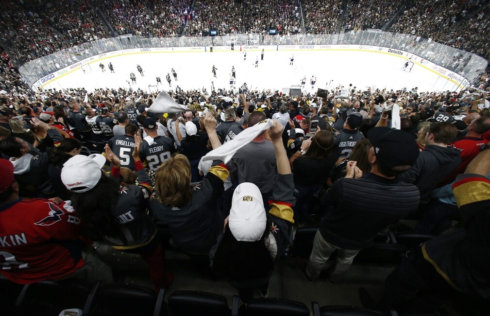 Vegas Golden Knights Welcome Fans Back To T Mobile Arena