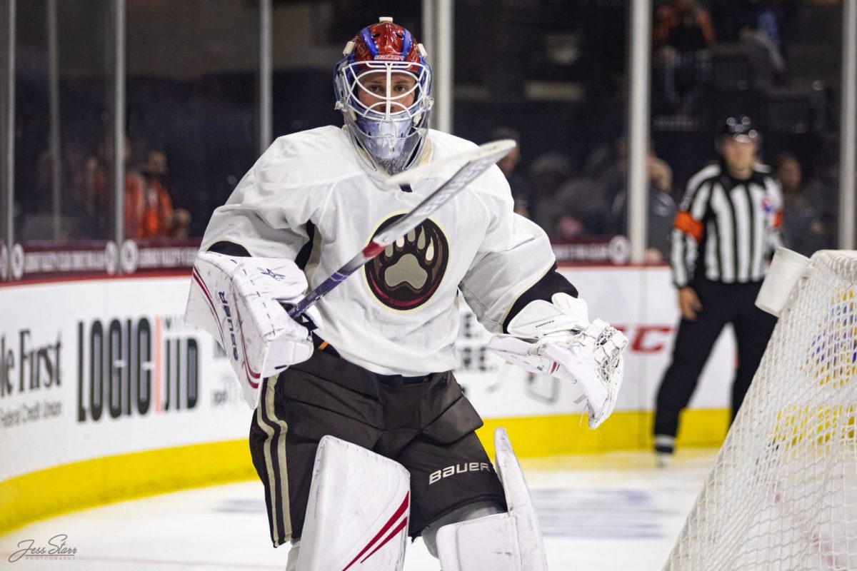 Lot Detail - Vitek Vanecek - Hershey Bears - 2018 Capital BlueCross Outdoor  Classic Warmup-Worn Autographed Mask