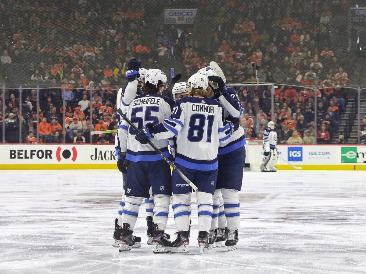 Winnipeg Jets celebrate