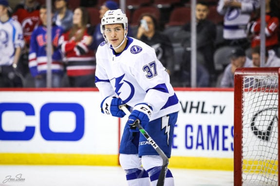 Yanni Gourde Tampa Bay Lightning