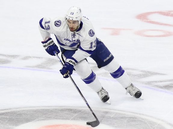 Lightning re-sign Cedric Paquette, NHL, Tampa Bay Lightning