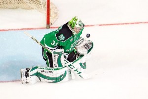 UND goalie Cam Johnson (Matt Schill, UND athletics)