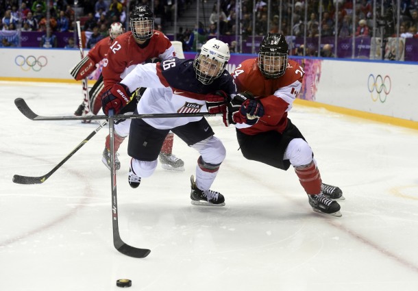 'Chicago Hockey Charity Classic' a Huge Success - The Hockey Writers ...