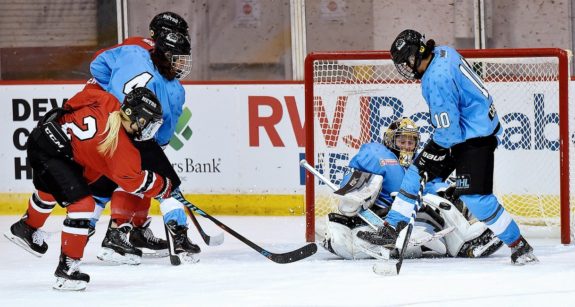 Colleen Murphy (#4), Amanda Leveille, Sarah Casorso (#10) Buffalo Beauts 2017