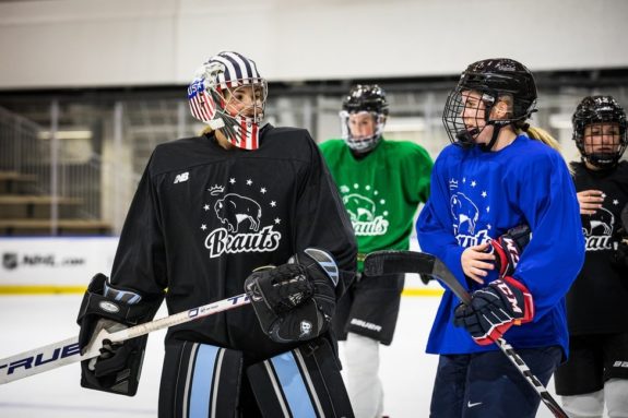 Nicole Hensley, Dani Cameranesi Buffalo Beauts