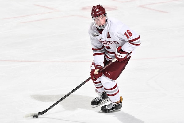 cale makar umass jersey