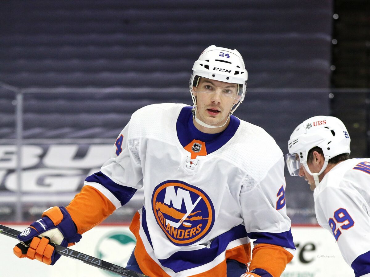 Scott Mayfield New York Islanders-Takeaways From Islanders 'Jekyll & Hyde' Back-to-Back Games