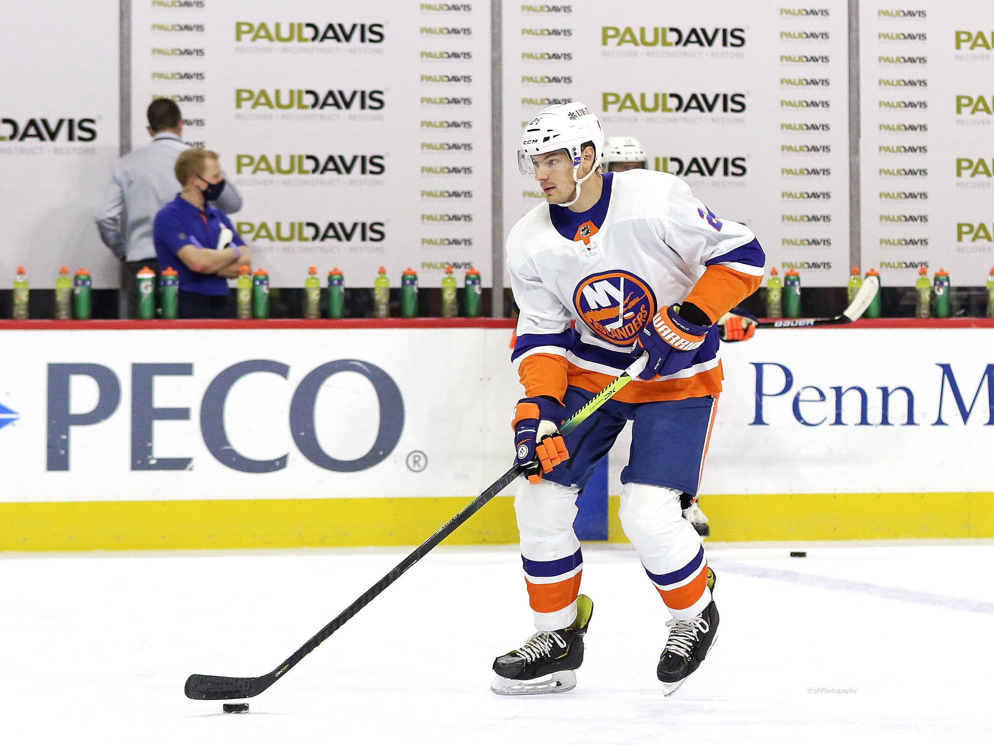 Scott Mayfield gets contract extension from Islanders - Sports Illustrated