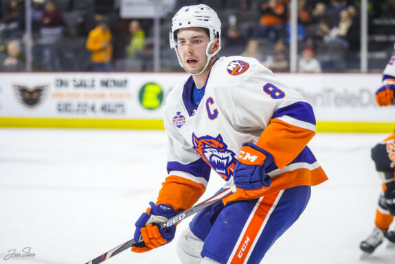 Kyle Burroughs, Bridgeport Sound Tigers