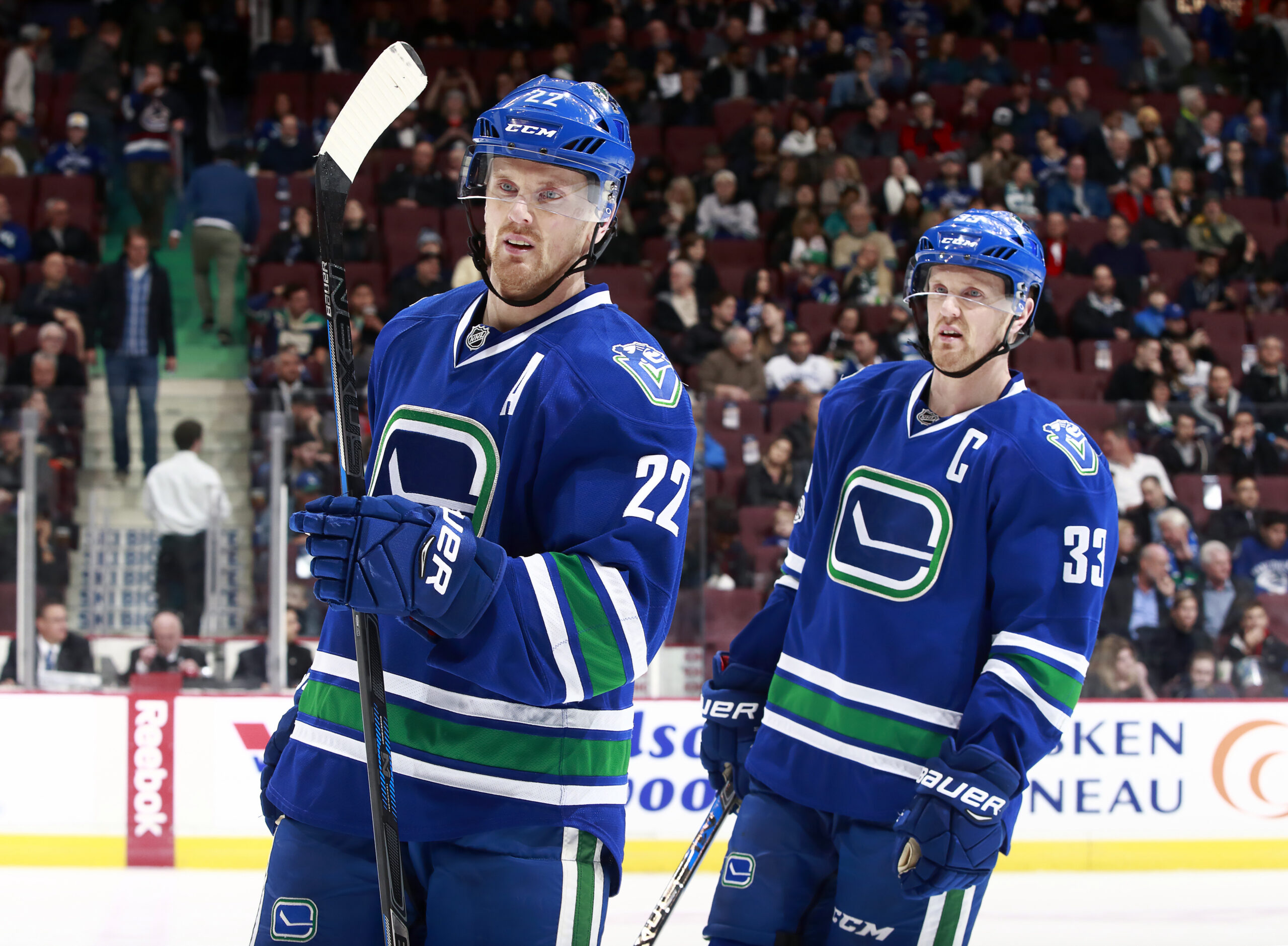 Sedin twins' retirement night: Jerseys of 'greatest Canucks' hoisted to  rafters