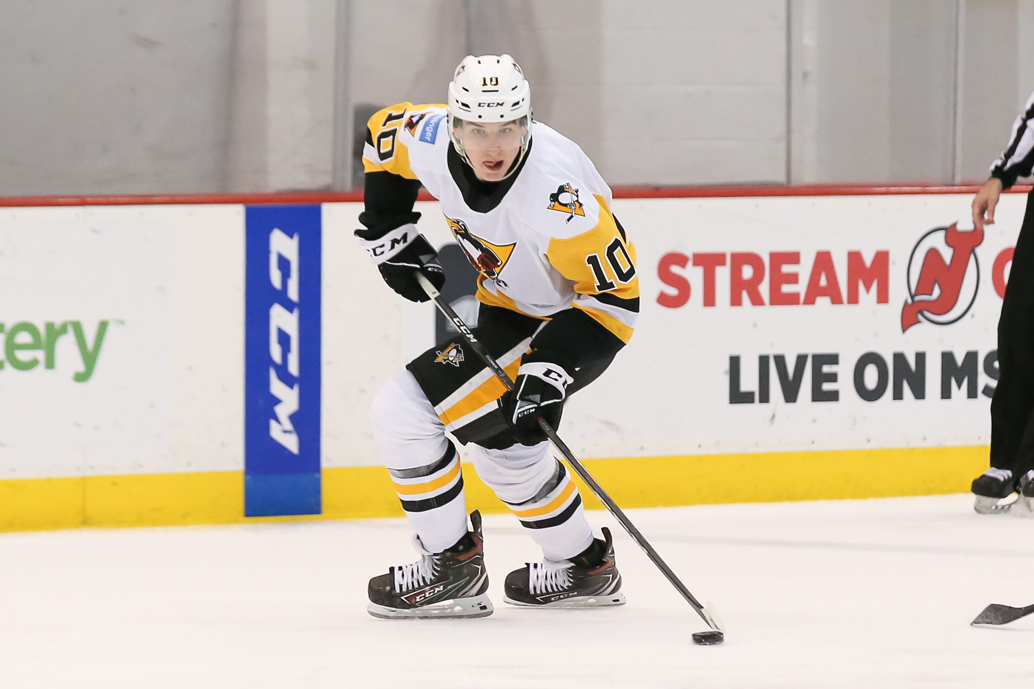 Penguins: Video breakdown of what Drew O'Connor brings to the table