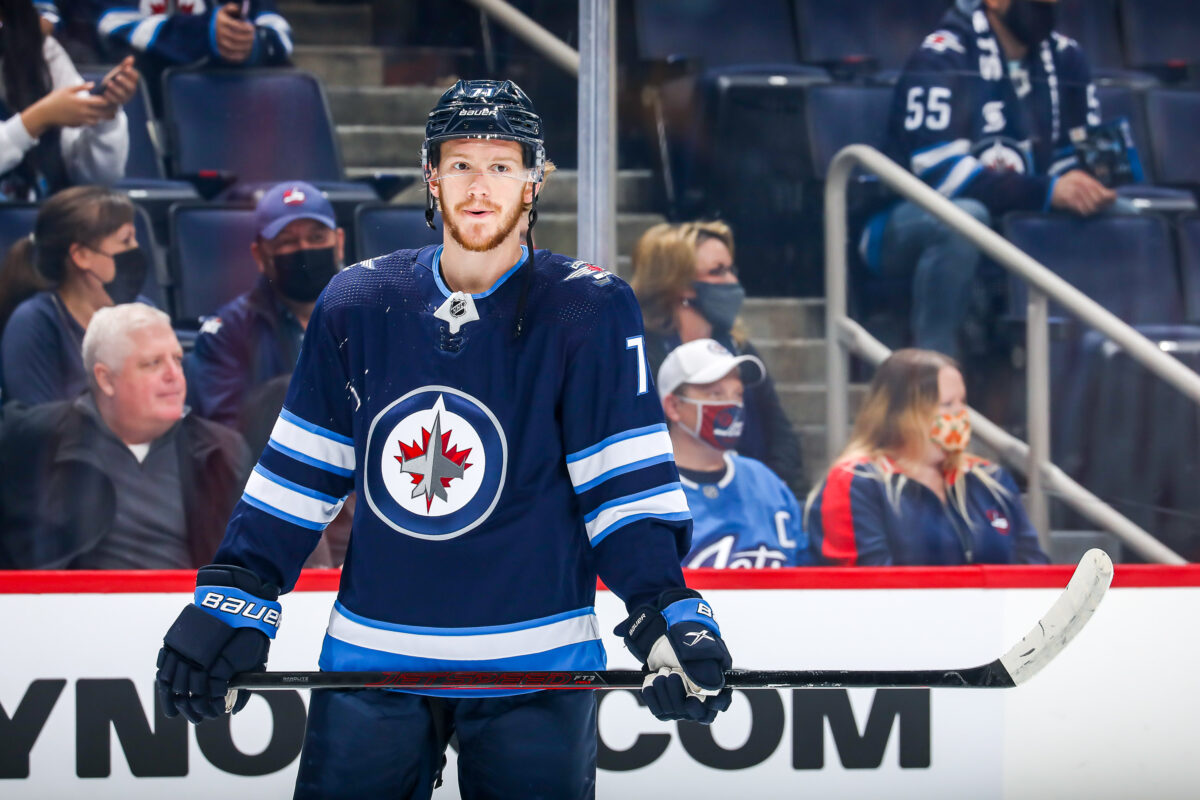 Winnipeg Jets 2021-22 Report Cards: Evgeny Svechnikov