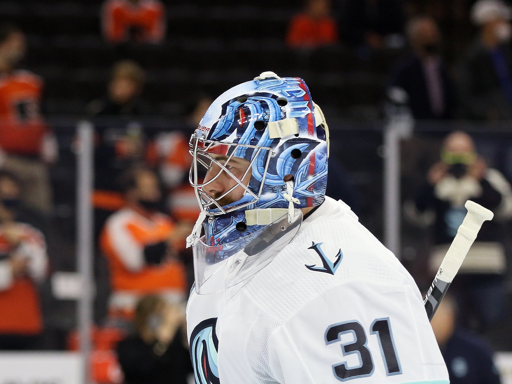 Emerald City Hockey on X: Philipp Grubauer sporting a new mask at