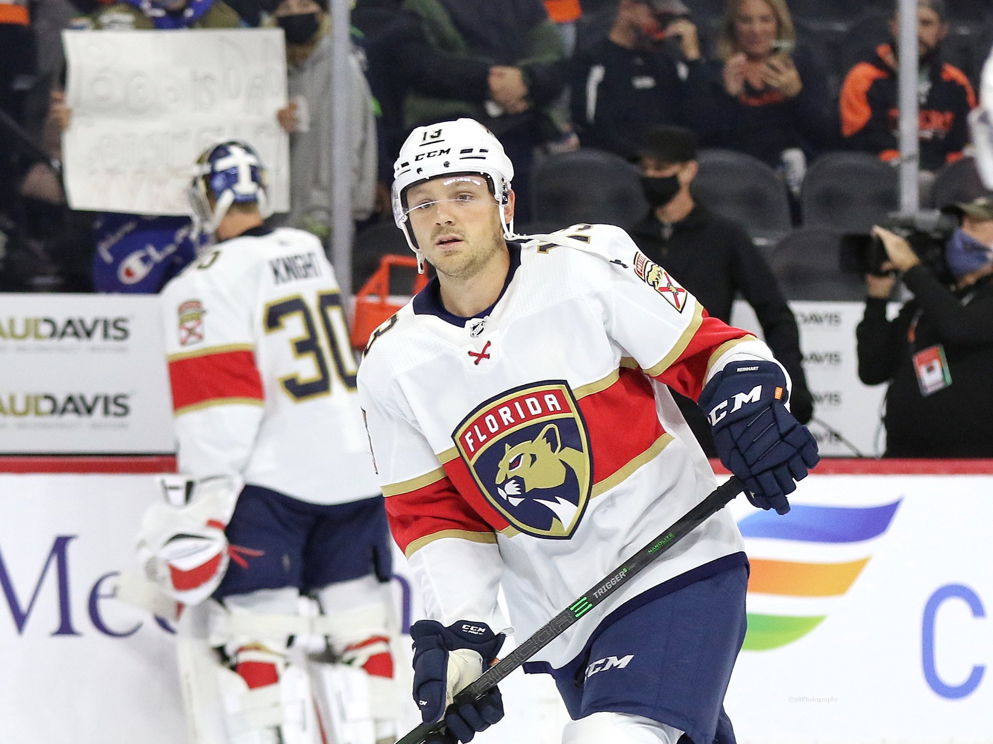 Sam Reinhart of the Florida Panthers sits on the bench between News  Photo - Getty Images