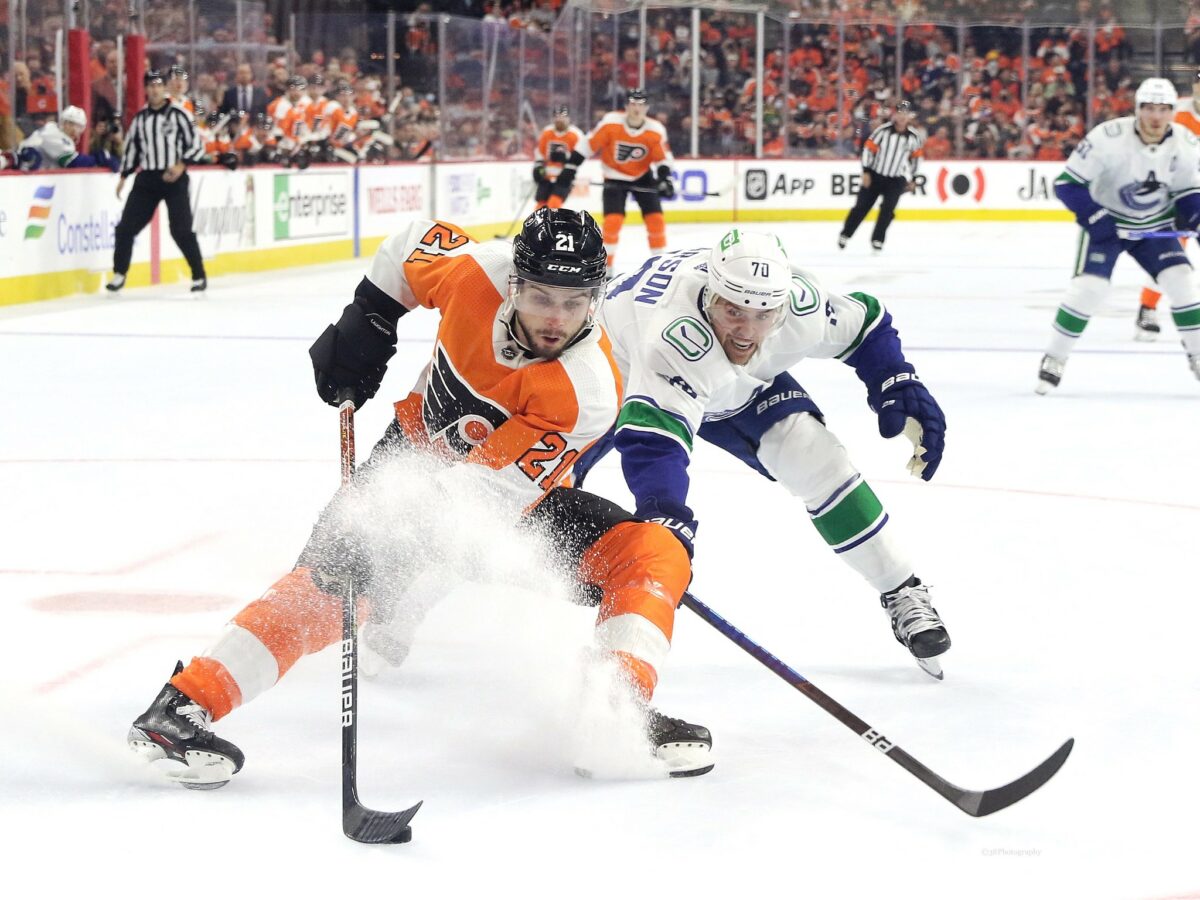 Scott Laughton Tanner Pearson Flyers Canucks-NHL Sound Bites: Flyers Drop 11th Straight & Oilers End 7-Game Skid