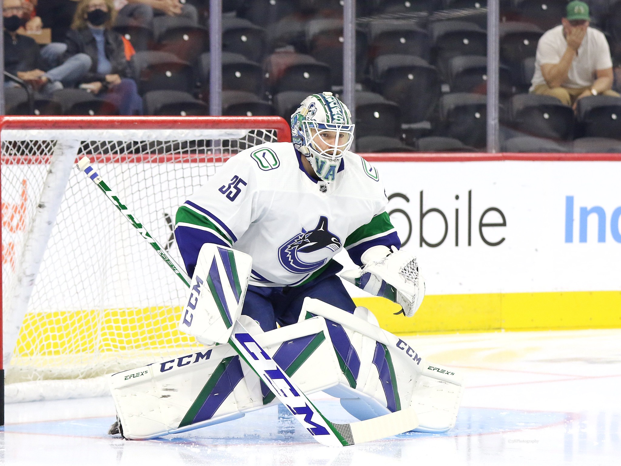 Vancouver Canucks goalie Thatcher Demko makes history in second NHL start