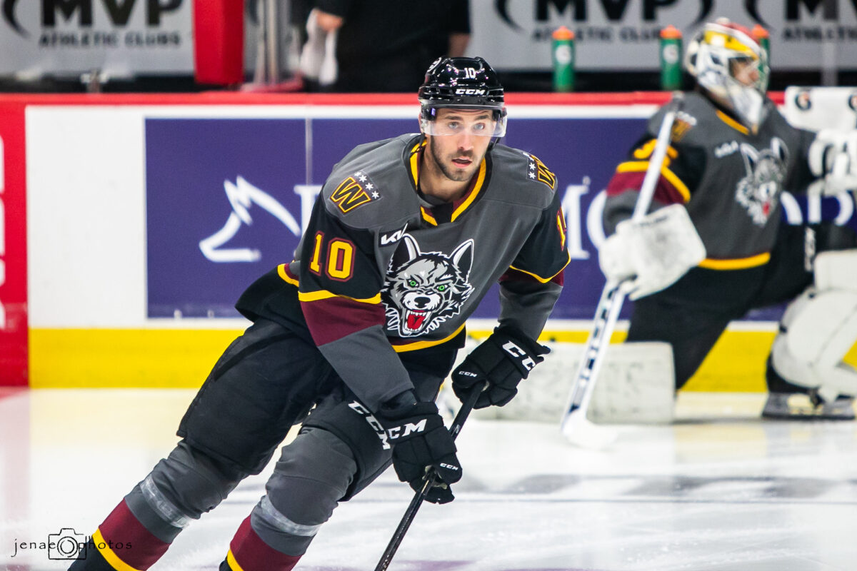 Josh Leivo Chicago Wolves