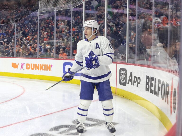 Toronto Maple Leafs’ 5 Best Wingers of All Time