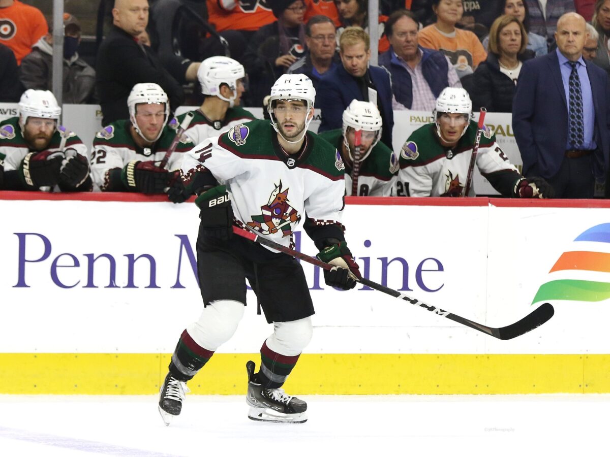 Shayne Gostisbehere Arizona Coyotes-Behind a Bizarre Friday Night for the Dallas Stars