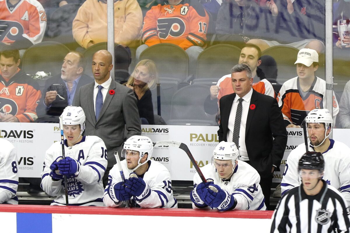 Sheldon Keefe and Manny Malhotra Toronto Maple Leafs