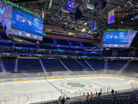 5 Best NHL Arenas - The Hockey Writers - - NHL News, Analysis & More