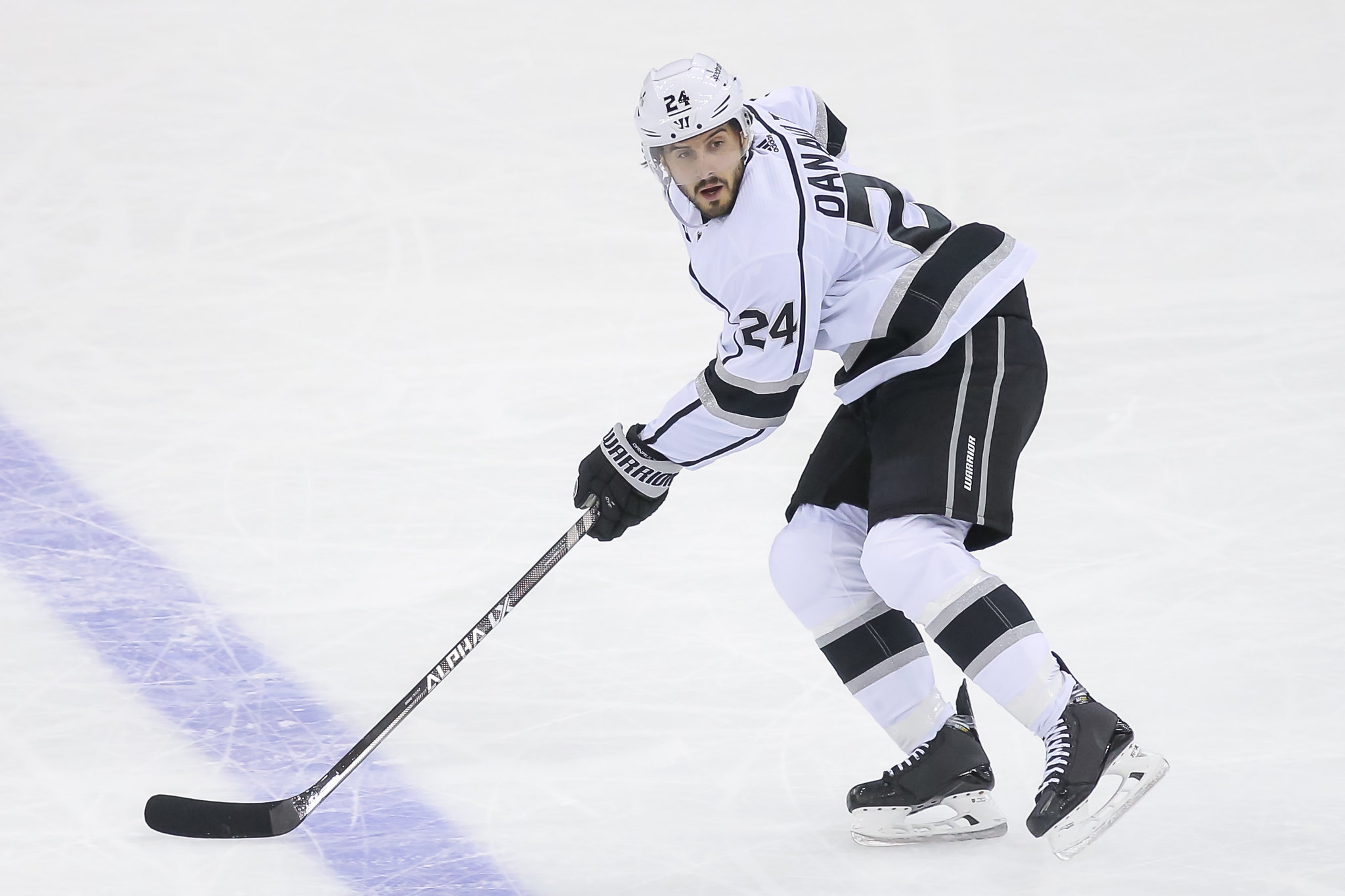 Which young LA Kings could contribute this season? 