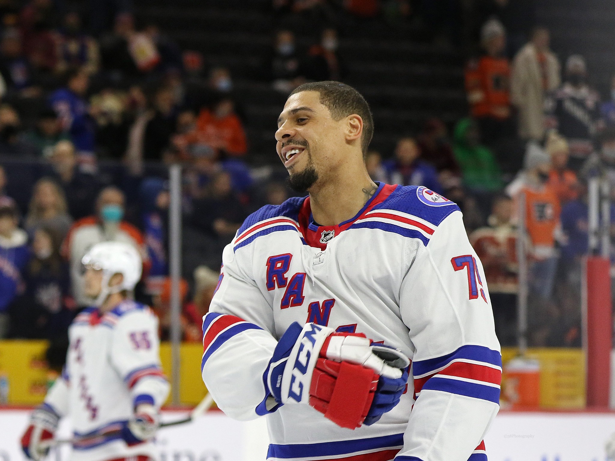NHL NYR, Ryan Reaves shows his son and daughter love 🥰