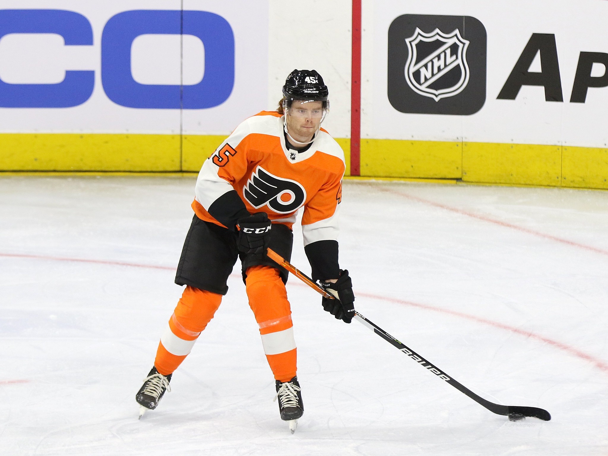 Flyers 2023-24 roster to include Sean Couturier, Cam York, Carter Hart