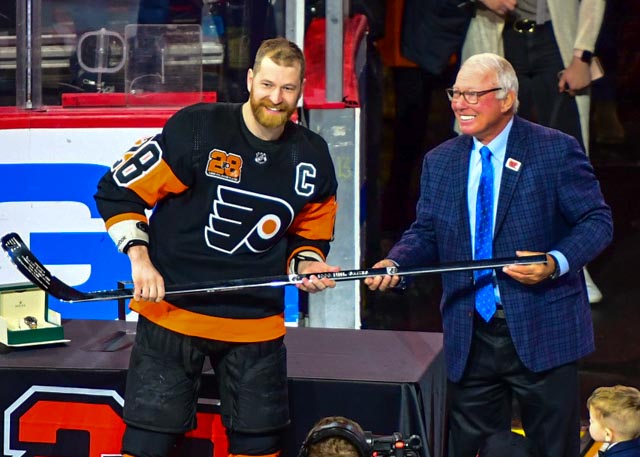 Flyers Wear Patch to Honour Claude Giroux's 1000th Game