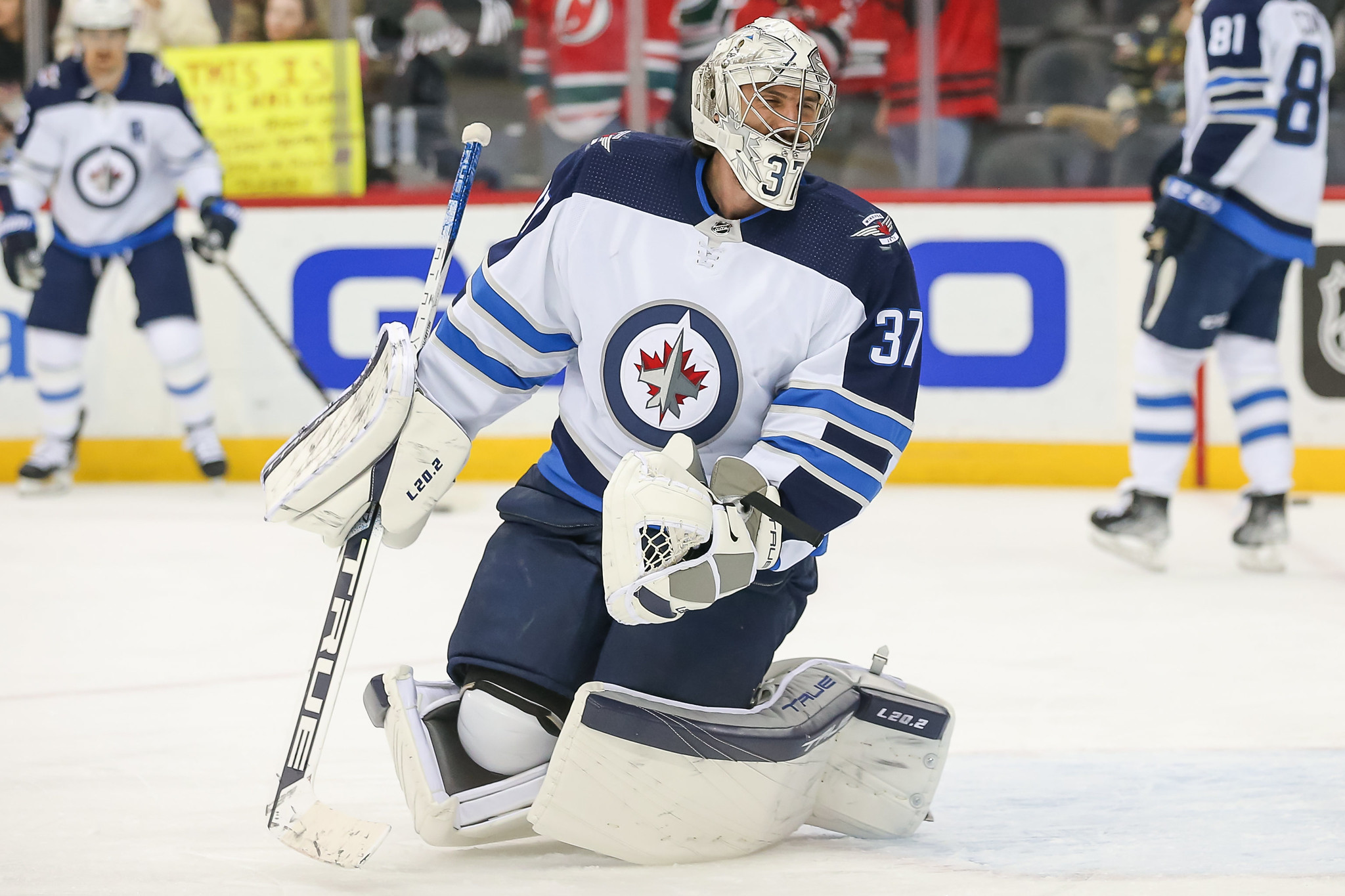 Jets netminder Hellebuyck shares details of brush with COVID as Winnipeg  players now 100% vaccinated