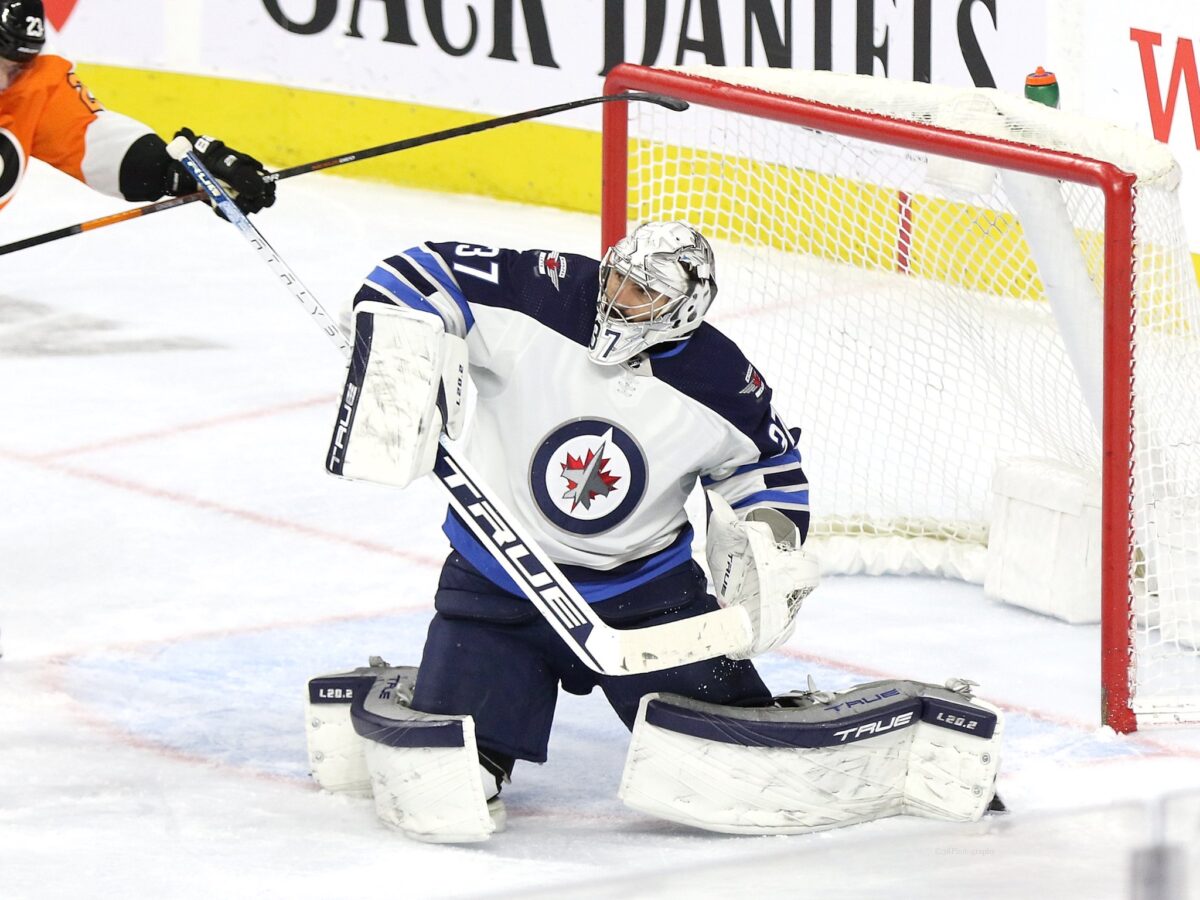 Connor Hellebuyck Winnipeg Jets