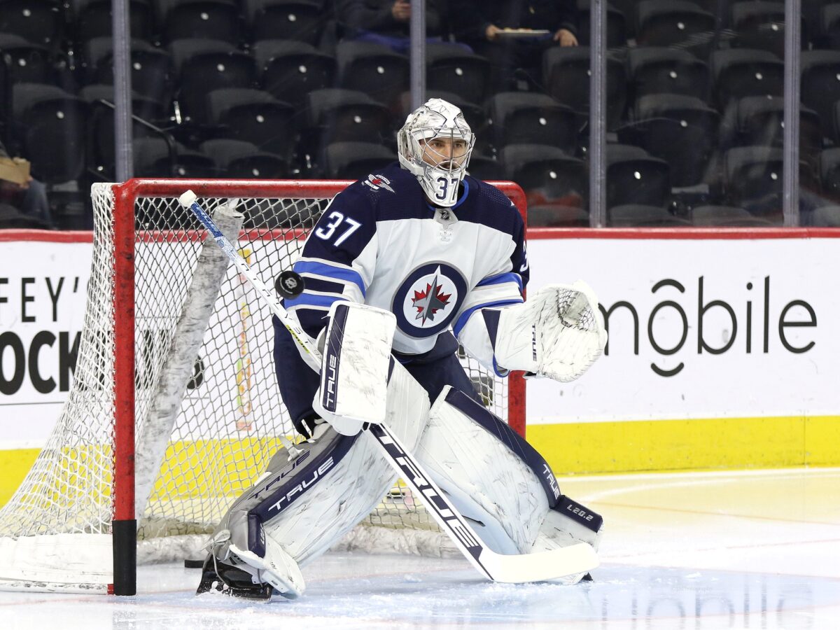 Connor Hellebuyck Winnipeg Jets