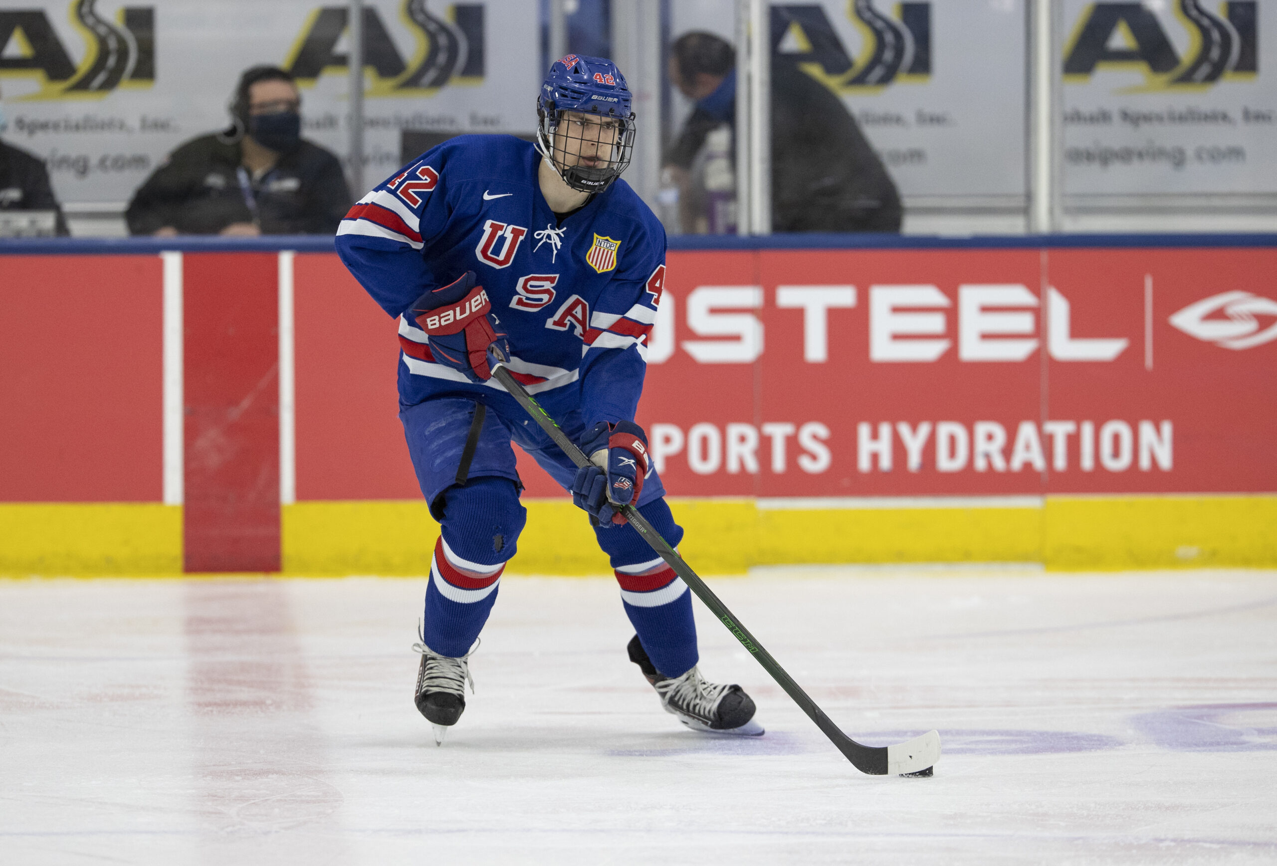 Flyers' Cutter Gauthier shows goal-scoring potential with Team USA