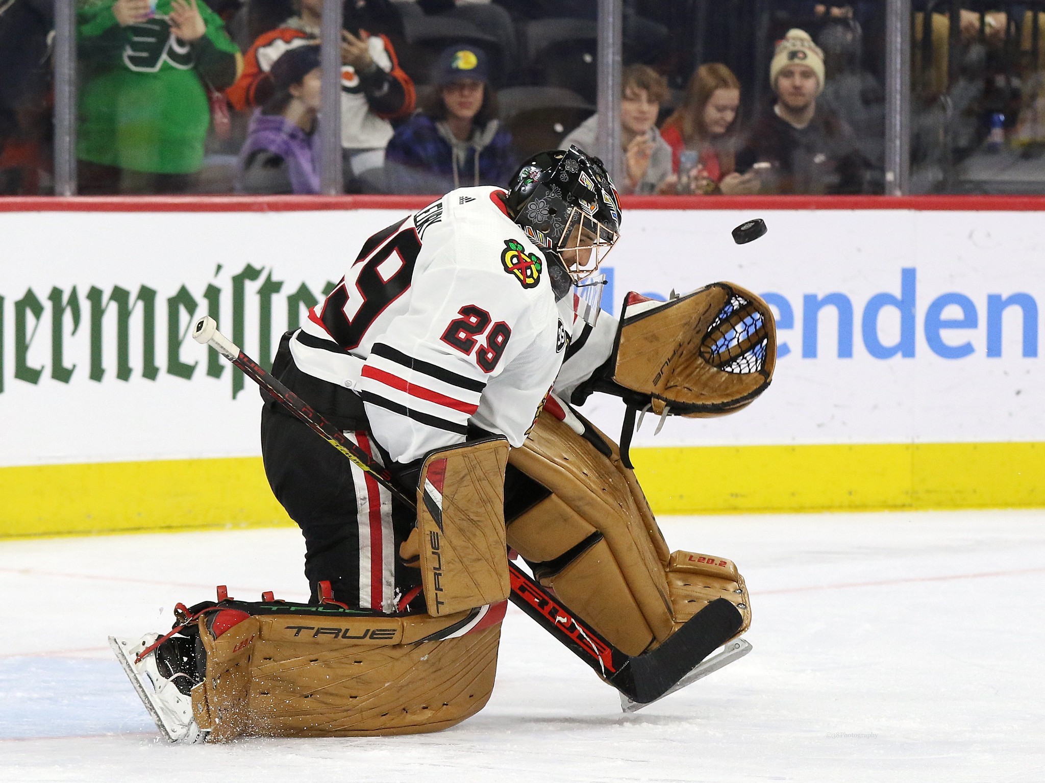 Minnesota Wild acquire goaltender Marc-Andre Fleury from Chicago