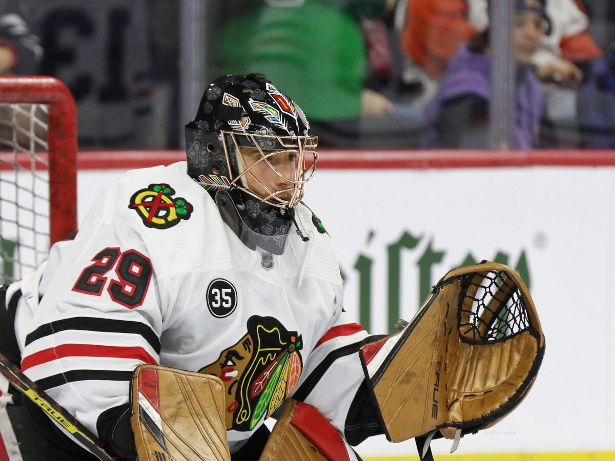 Chicago Blackhawks’ 2021-22 Player Grades: Goalies - The Hockey Writers ...