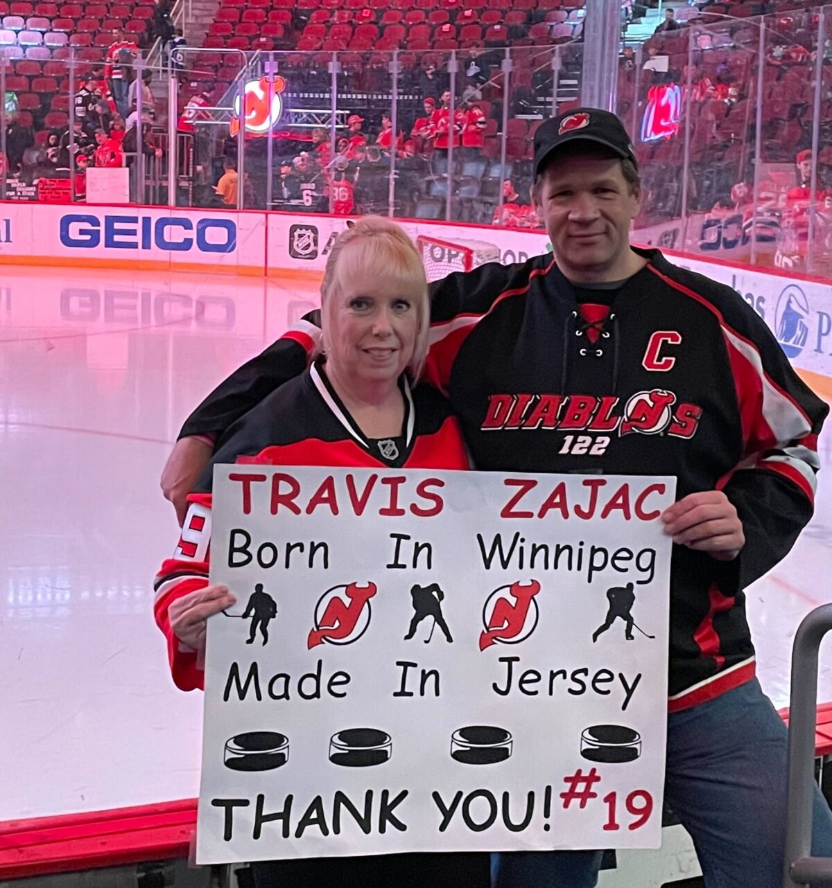 Travis Zajac Fan Sign