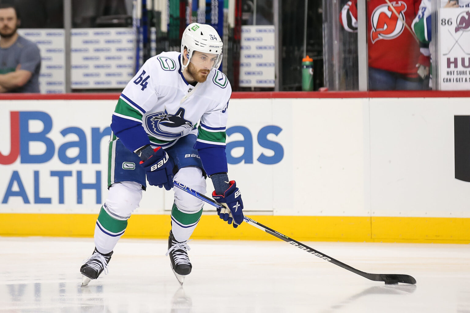 Canucks Face Pros & Cons Of Bringing Back Tyler Motte - The Hockey 