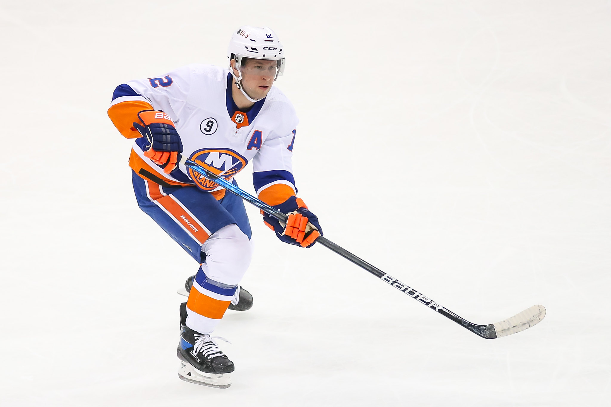 What should the Oilers do with polarizing pending RFA Jesse Puljujarvi?