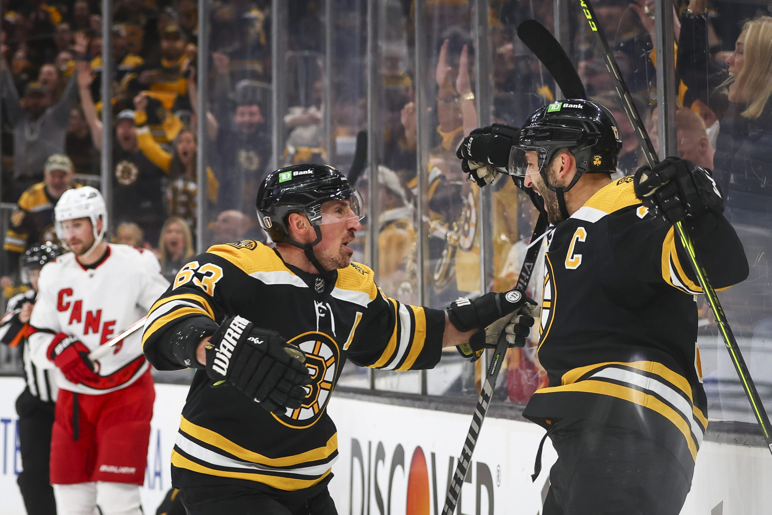 Patrice Bergeron: a Two Way Legend - The Hockey News Gaming News