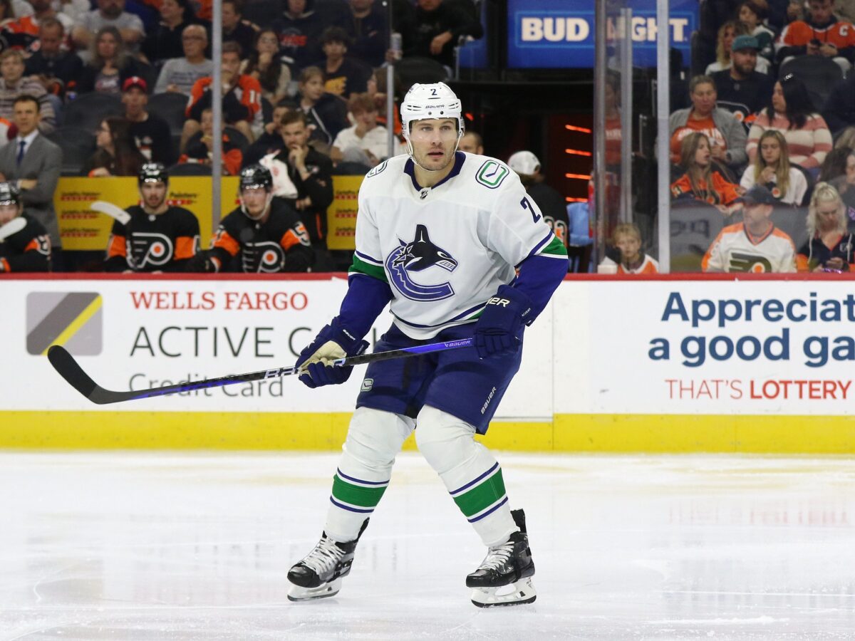 Luke Schenn Vancouver Canucks