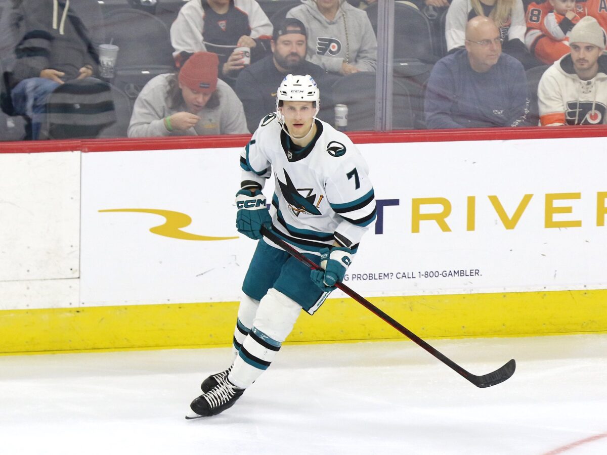 Nico Sturm San Jose Sharks