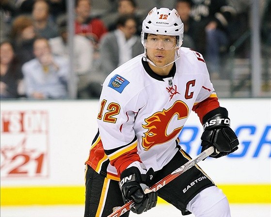 Jarome Iginla becomes 19th member of 600-goal club, leading