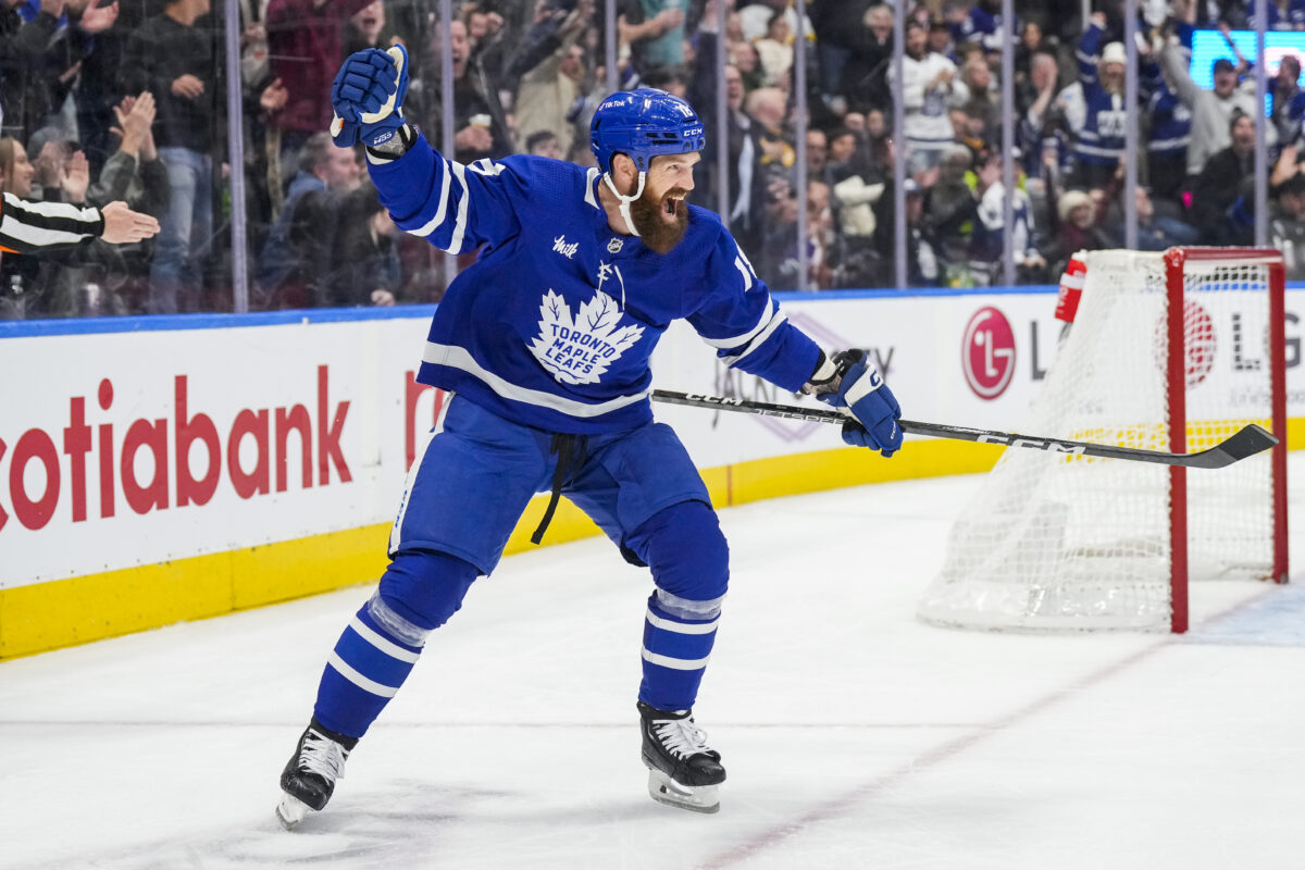 Jordie Benn Toronto Maple Leafs