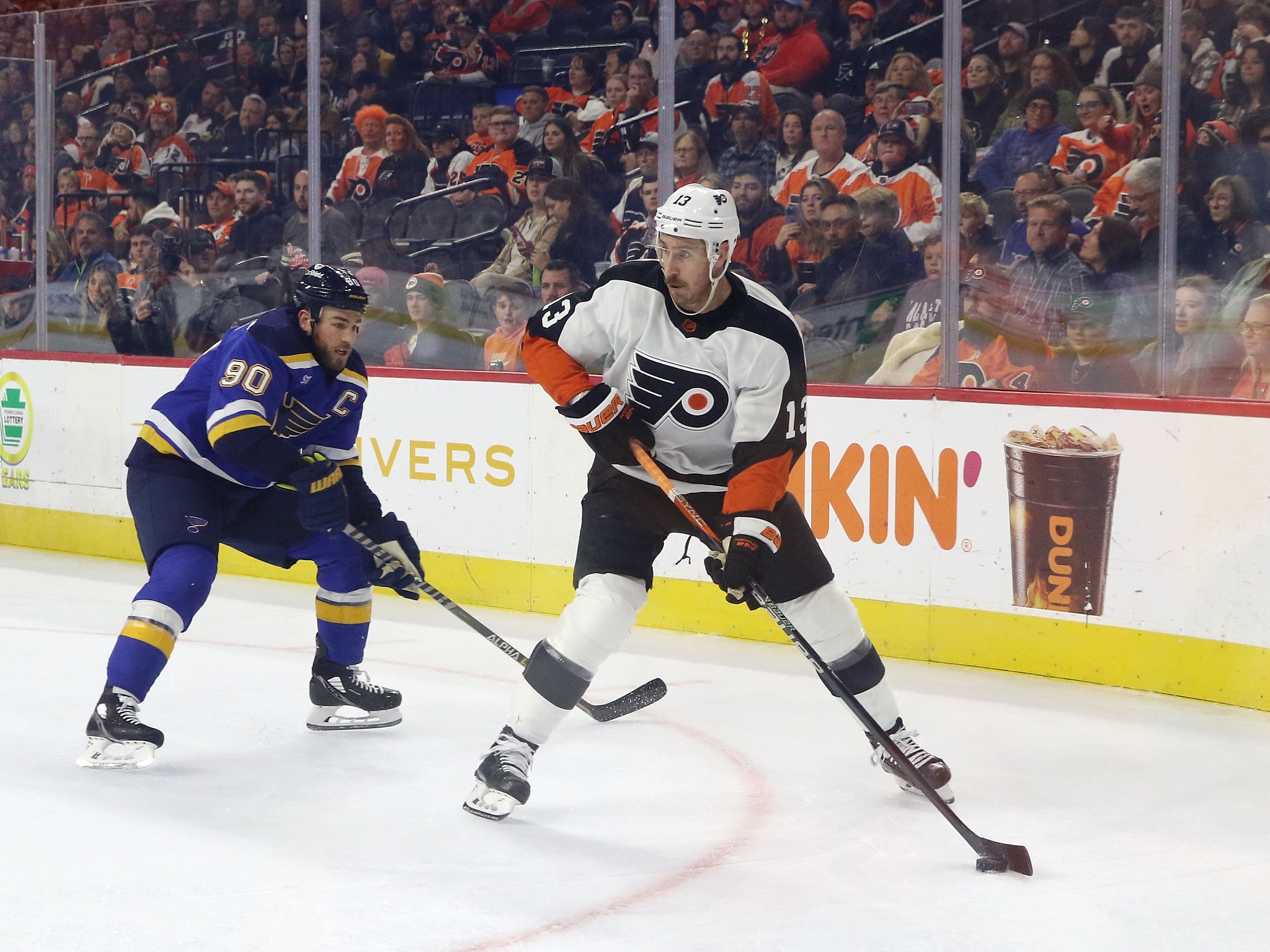 Potential suitors for Flyers' Hayes at NHL Trade Deadline