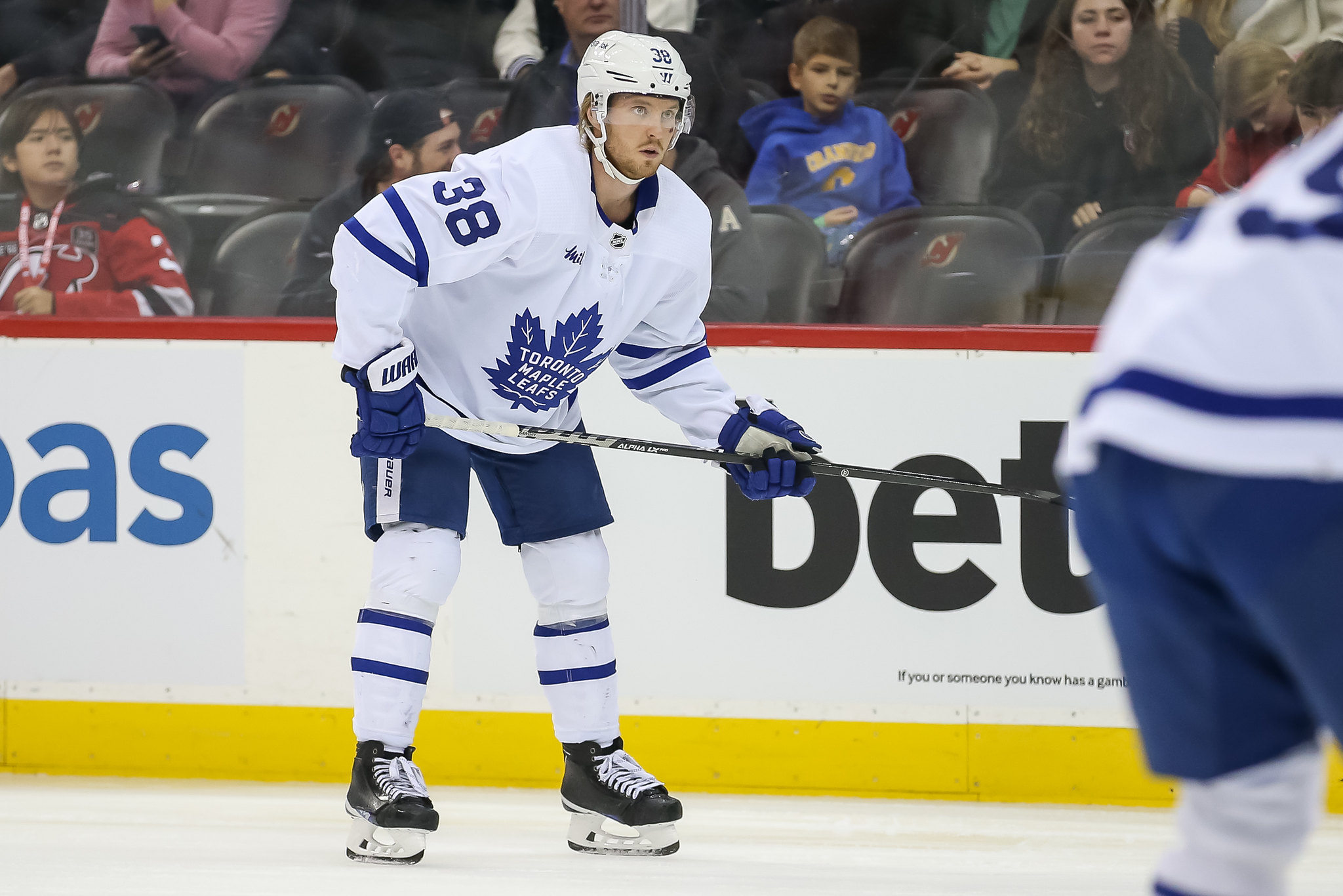 Leafs trade Rasmus Sandin for Erik Gustafsson, first rounder